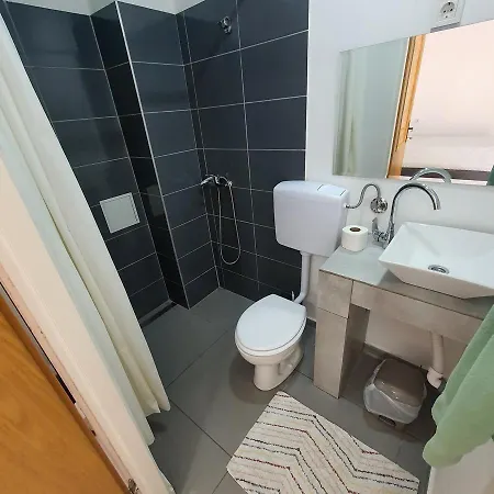 Budget Apartment Lelo Center 4 Osijek Exterior photo